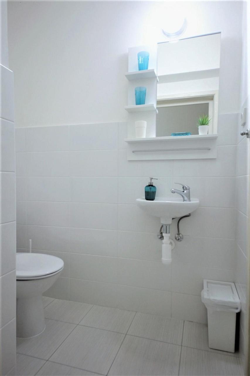 Aparthotel Wenceslas ปราก ภายนอก รูปภาพ