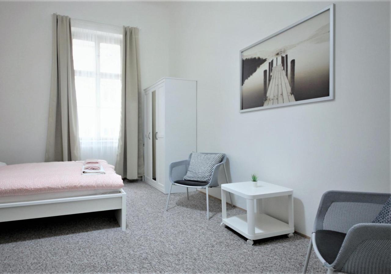 Aparthotel Wenceslas ปราก ภายนอก รูปภาพ